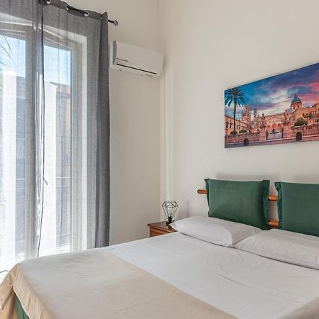 I Mori-Holiday Apartment Палермо Екстер'єр фото